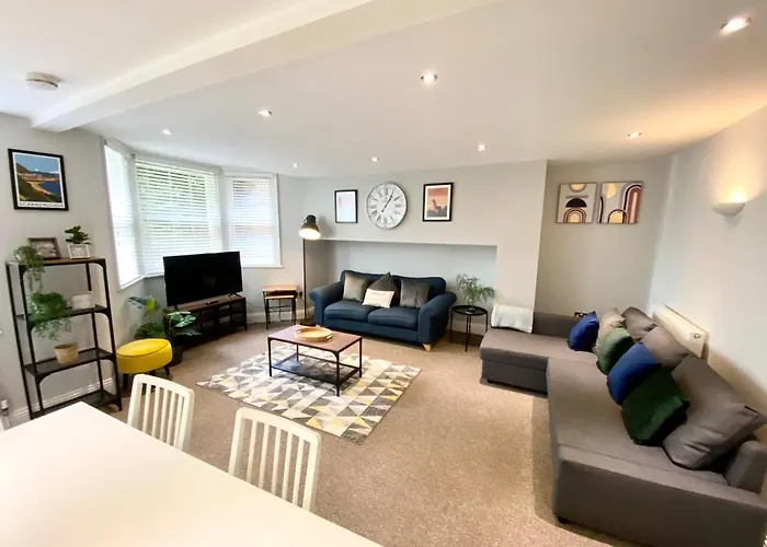 South Cliff With Garden Scarborough