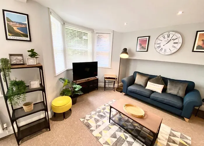 South Cliff With Garden * Scarborough